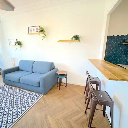 Cosy T2 Juan Les Pins A 4 Min Des Plages Αντίμπ